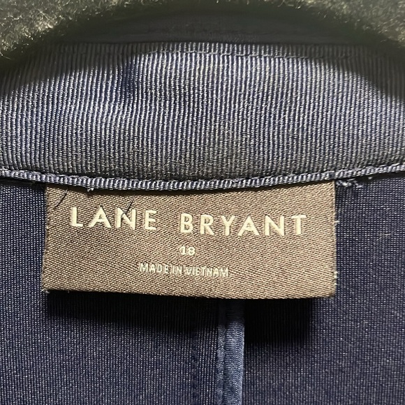 Lane Bryant Navy Blazer Size 18 - Picture 2 of 9